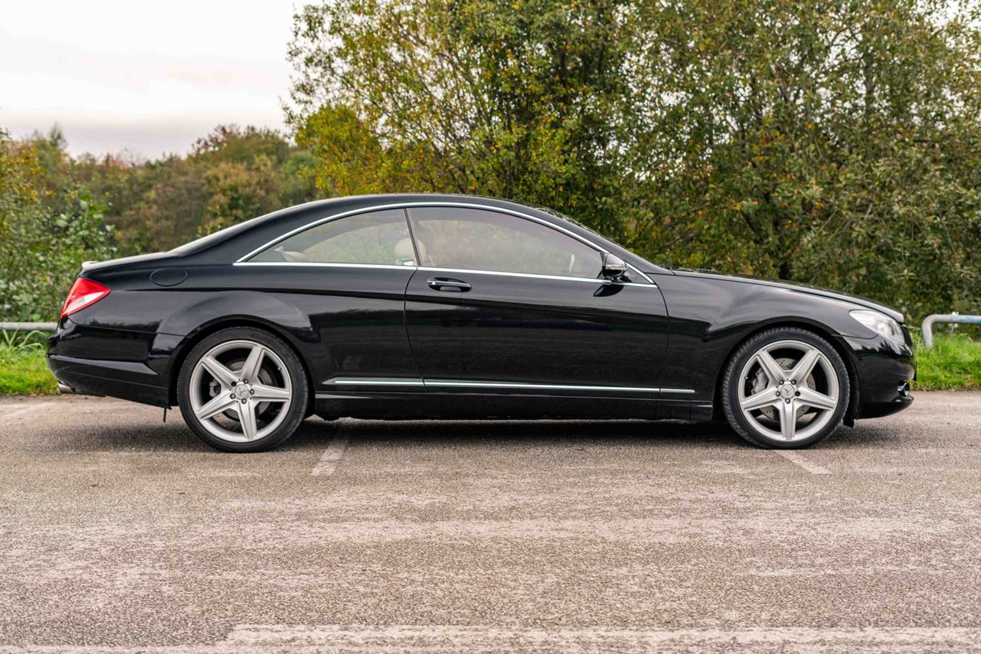 2008 Mercedes CL500 Four-keeper example of Mercedes’ flagship 2+2 coupe, with full service history a - Image 12 of 61