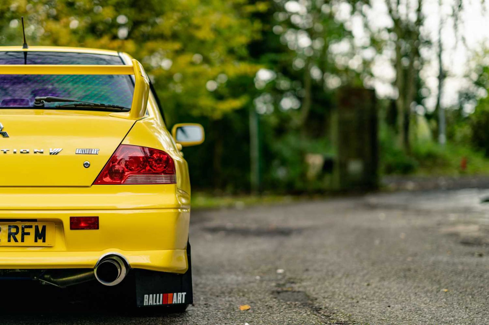 2001 Mitsubishi Lancer Evolution VII Subtly upgraded and previous long-term (seventeen year) ownersh - Image 11 of 64
