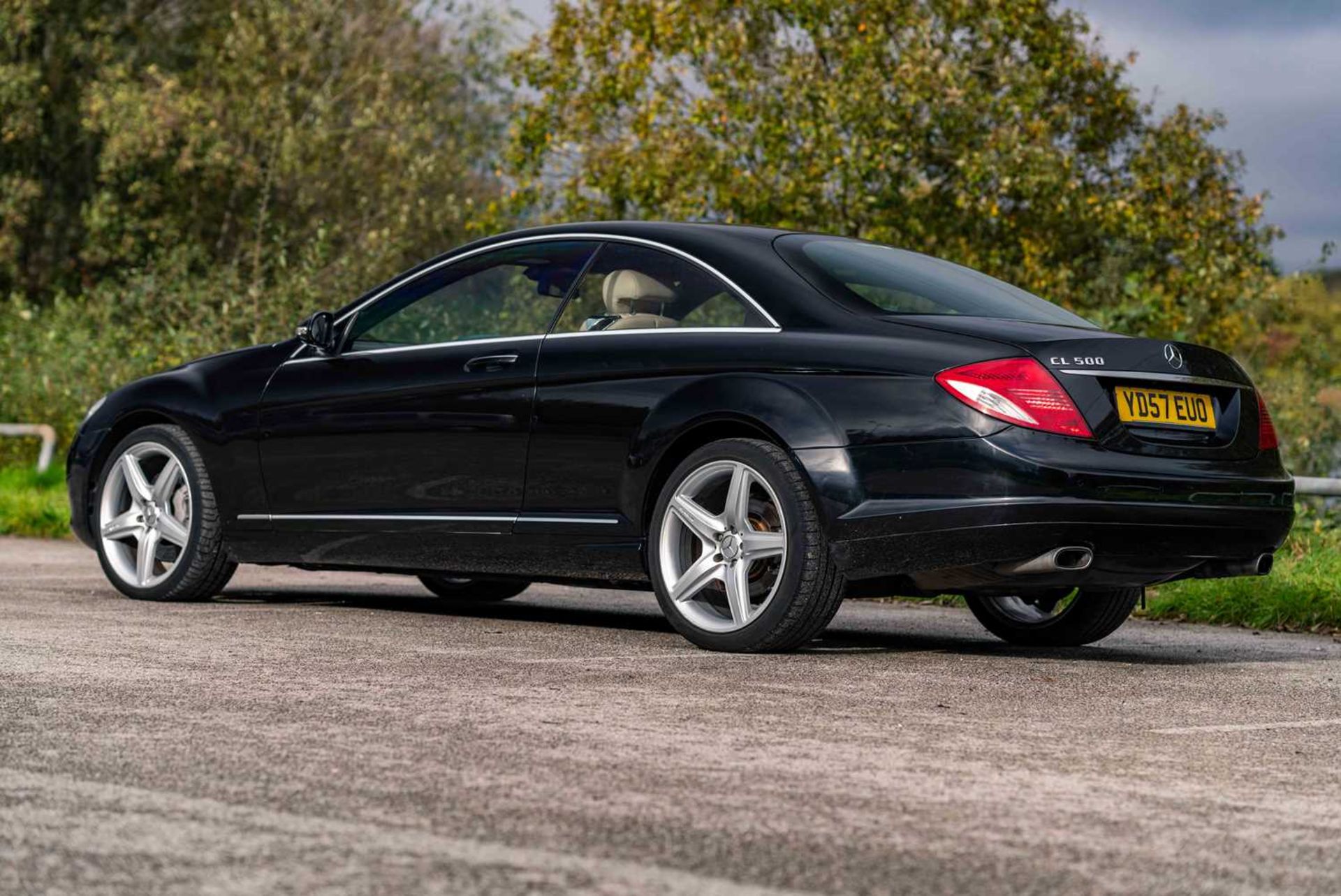 2008 Mercedes CL500 Four-keeper example of Mercedes’ flagship 2+2 coupe, with full service history a - Image 7 of 61