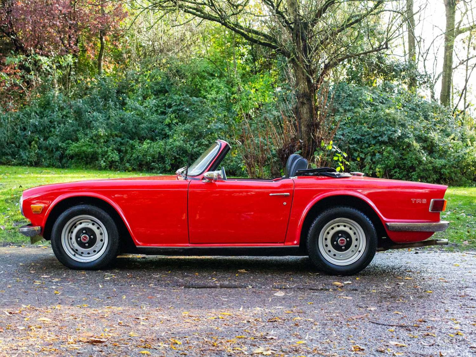 1969 Triumph TR6 Repatriated in 2020, converted to RHD and equipped with UK-specification SU carbure - Image 6 of 53