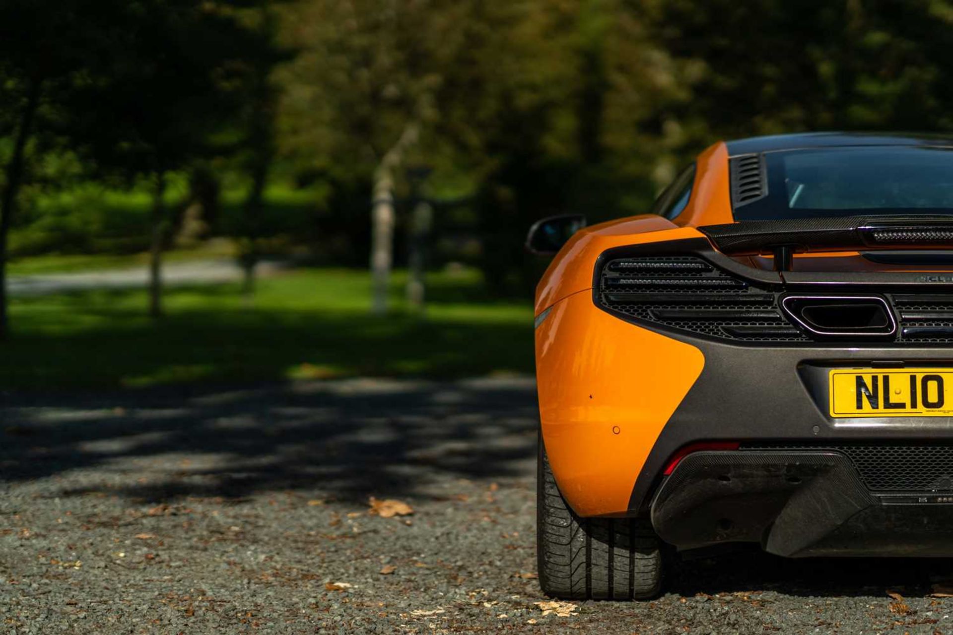 2011 McLaren MP4-12C Finished in striking Papaya 'McLaren Orange' and just over 29,000 warranted mil - Image 9 of 52