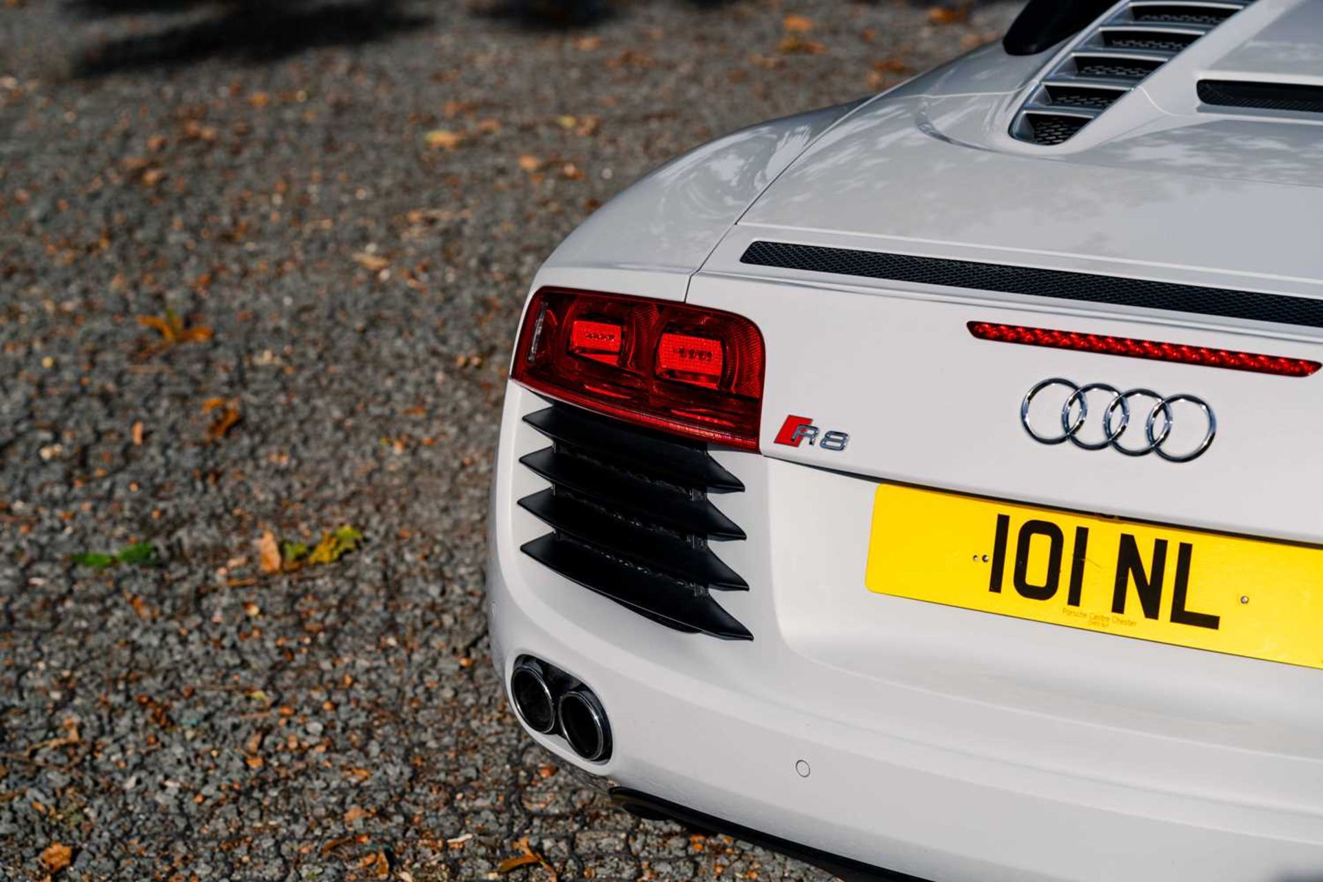 2010 Audi R8 Spyder V8 Specified in Suzuka Grey, with a Black Nappa leather interior and just 22,500 - Image 33 of 57