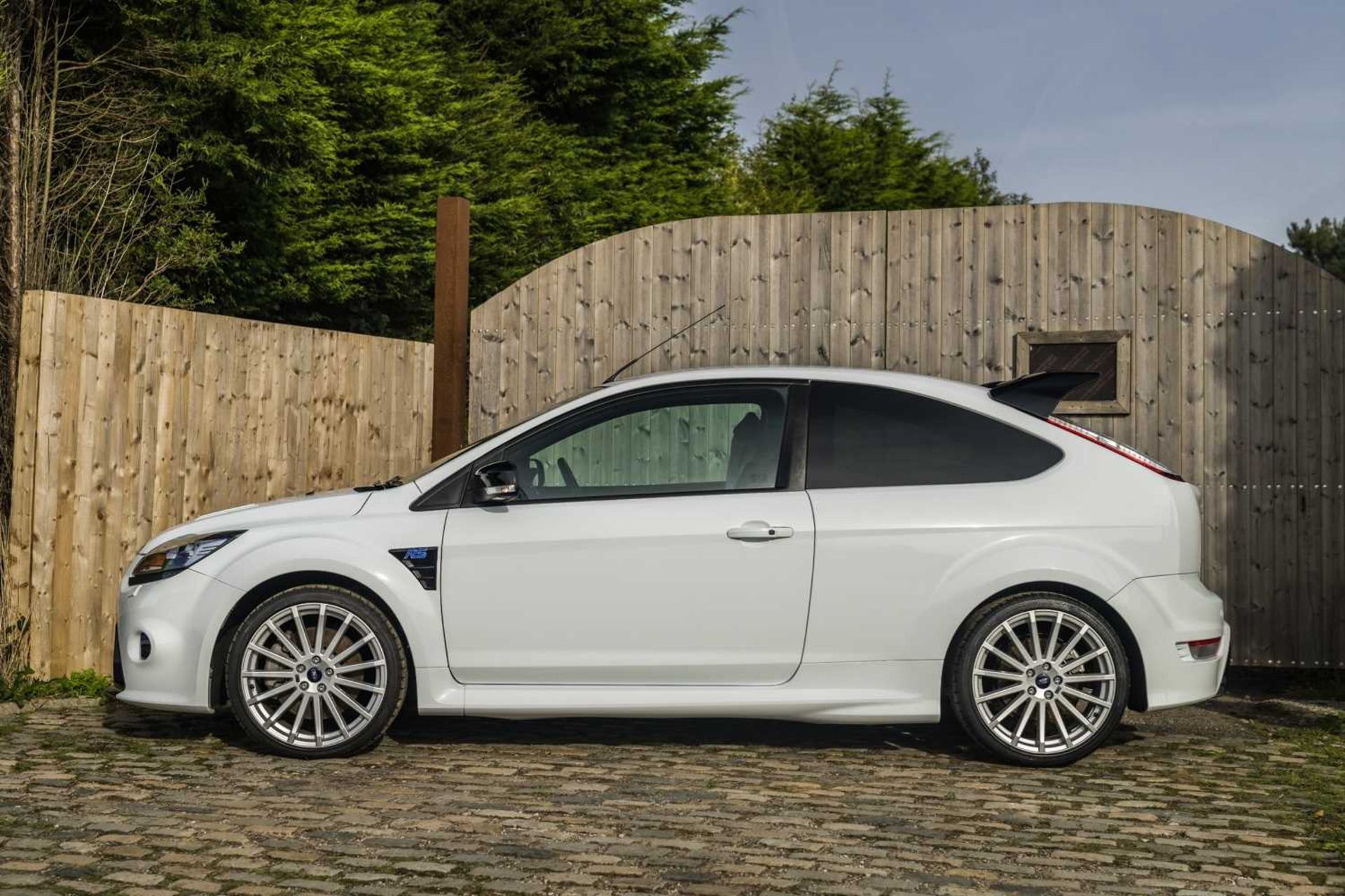 2009 Ford Focus RS An unrepeatable opportunity to purchase a sub-1000 mile Mk2 Focus RS - Image 4 of 60