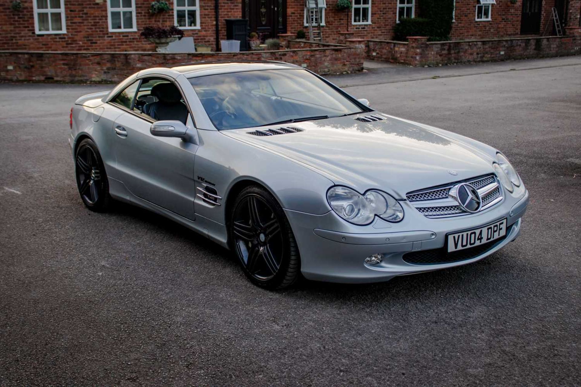 2004 Mercedes SL600 Flagship, 493bhp twin-turbo powered model  - Image 2 of 42