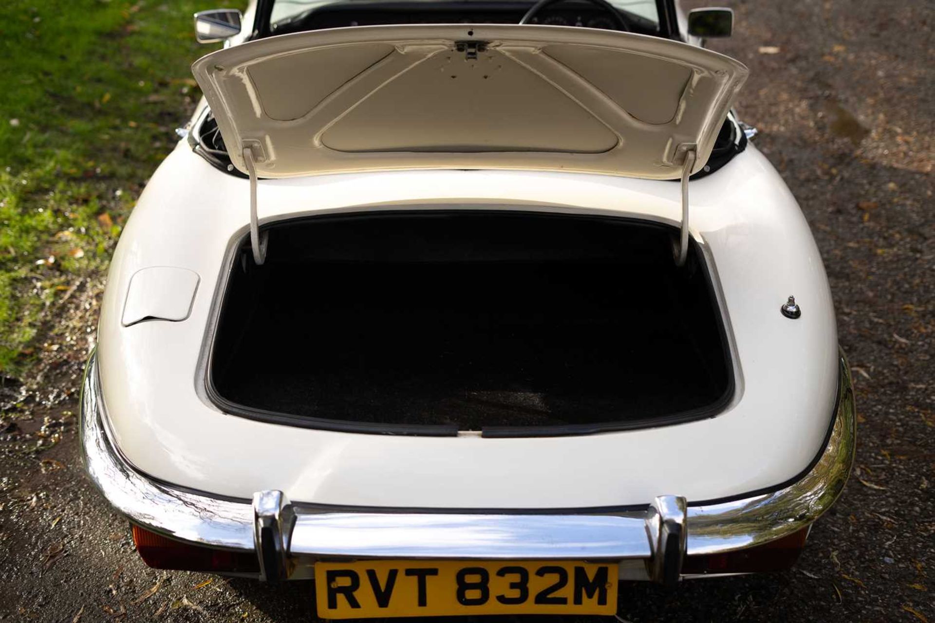 1973 Jaguar E-Type Roadster  A credible 37,000 mile right-hand drive, home market example, specified - Image 56 of 58