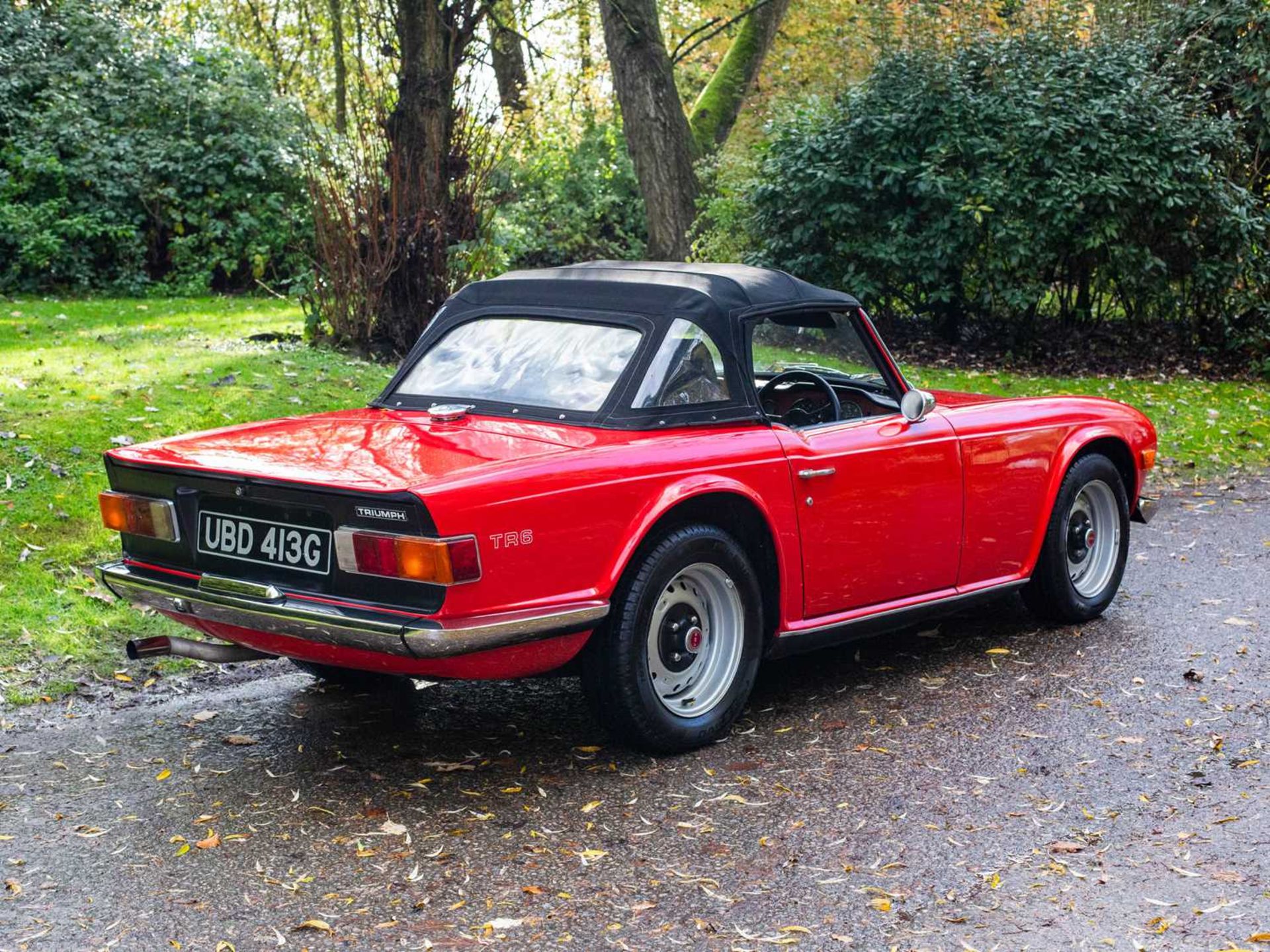 1969 Triumph TR6 Repatriated in 2020, converted to RHD and equipped with UK-specification SU carbure - Image 10 of 53