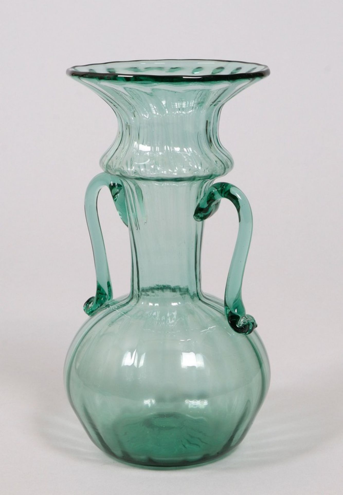 Mixed lot of glass jug and vase, 2 pieces, probably Krumau, 20th C. - Image 6 of 8