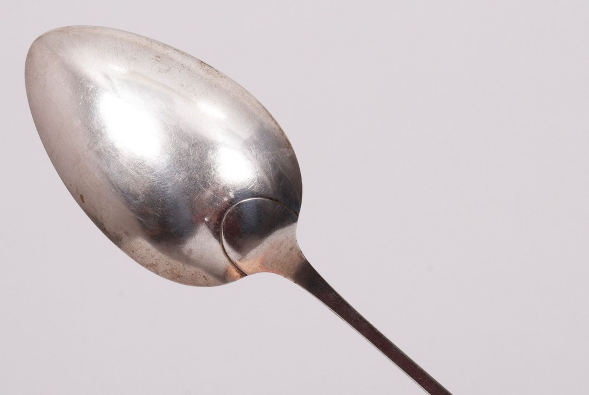 Serving spoon, silver, Johann Jakob Grell (master 1833-66), Lübeck, mid-19th C. - Image 4 of 5