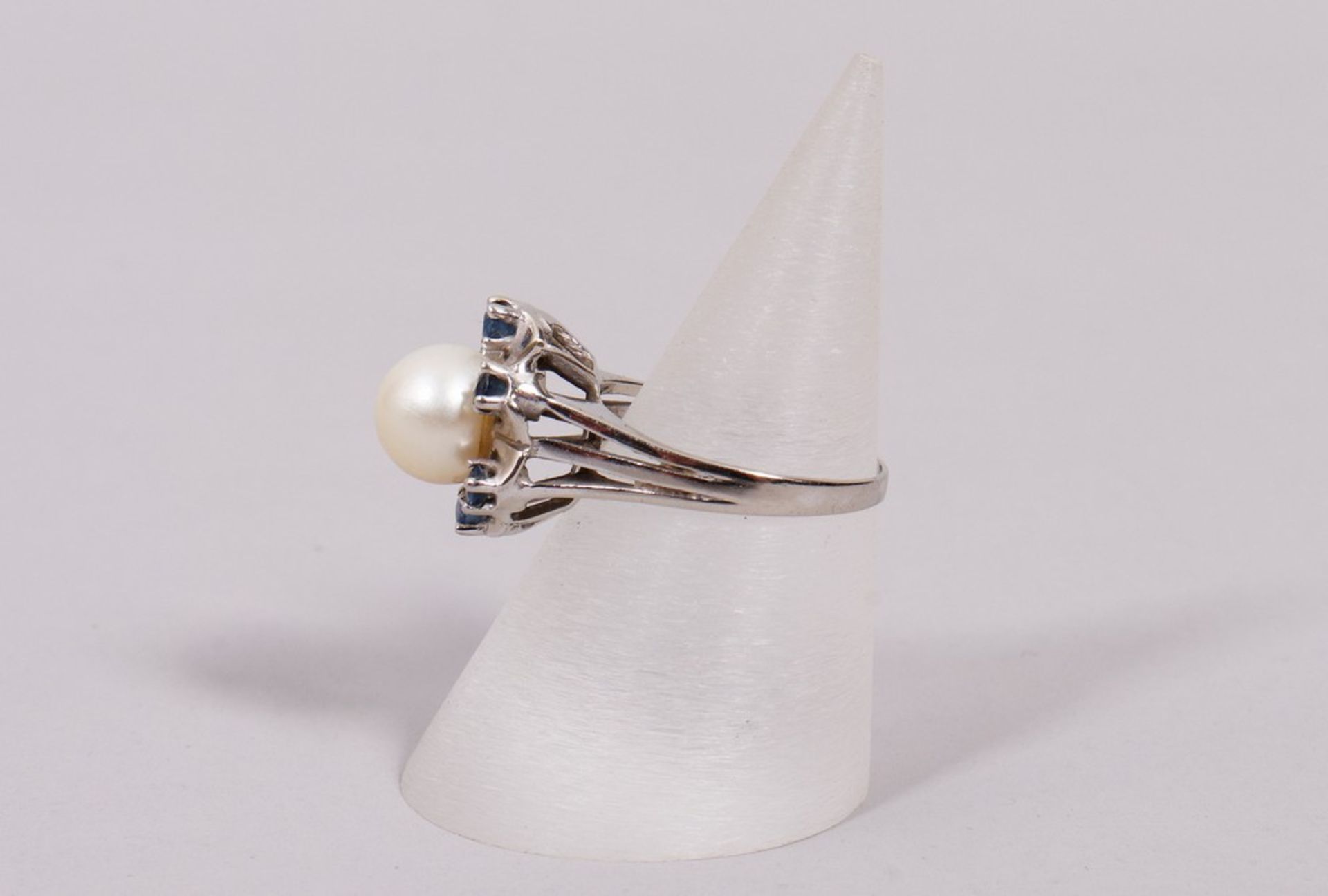 Pearl ring, 585 white gold, 20th C. - Image 2 of 5
