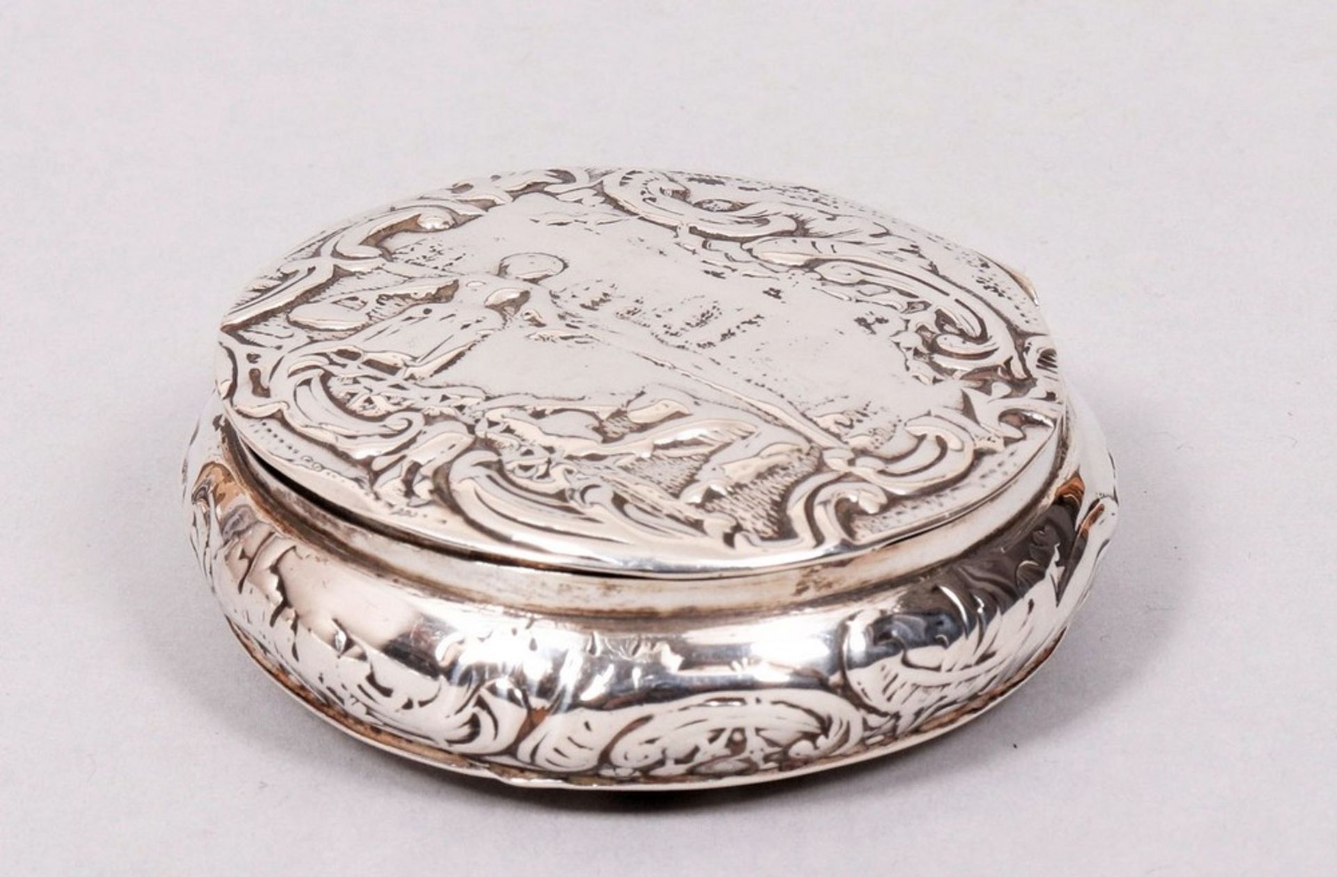 Small lidded box, silver, Netherlands, 1892