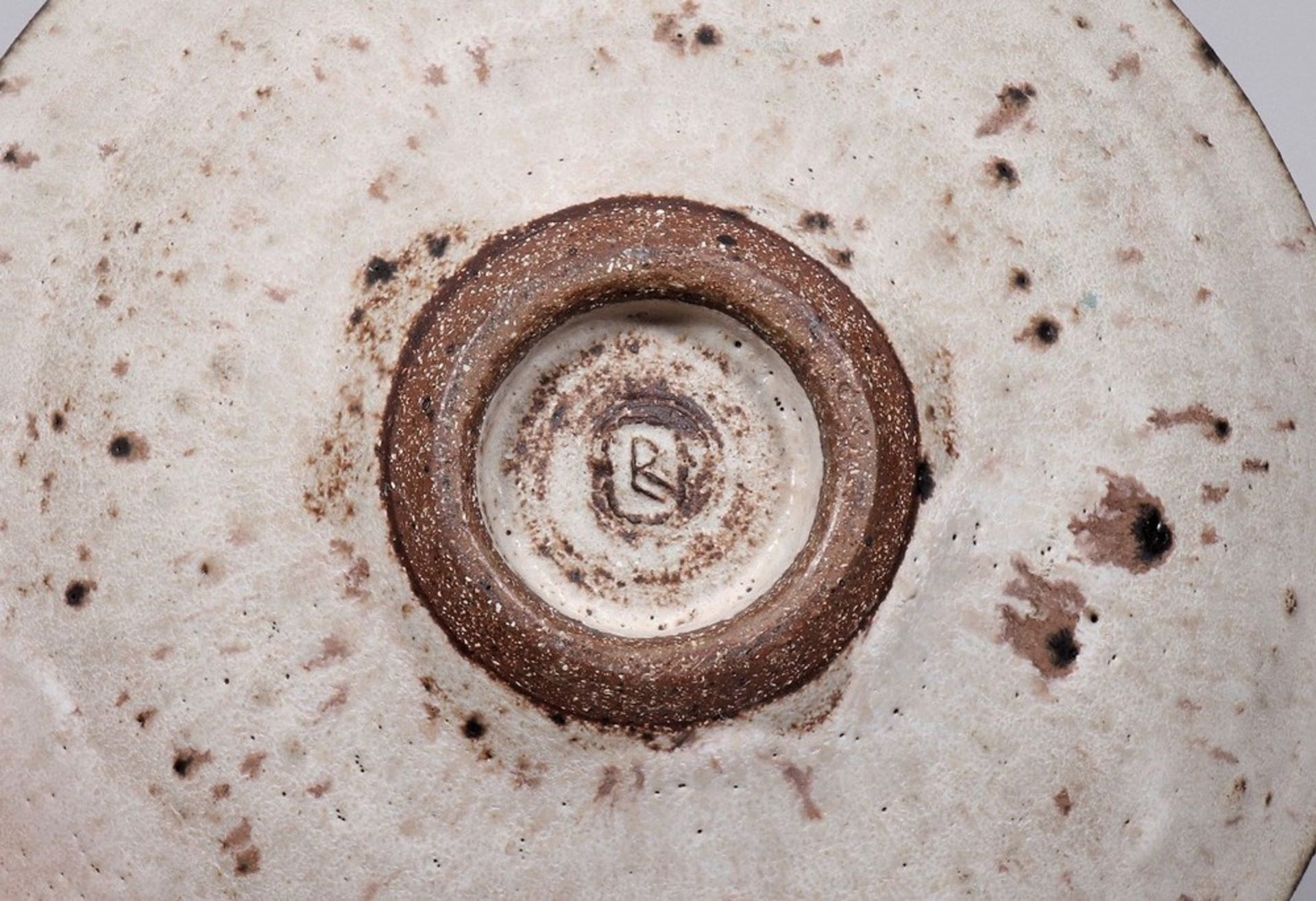 Lucie Rie (1902, Vienna, Austria-Hungary as Luzie Gomperz - 1995, London), large bowl - Image 4 of 4