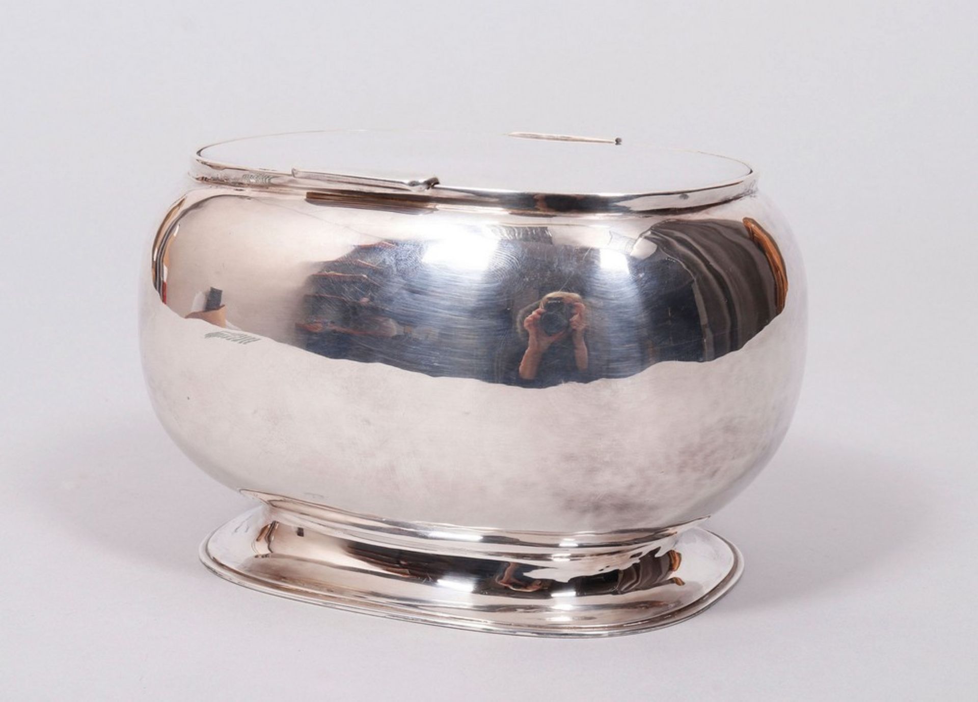 Art Deco lidded box, 835 silver, German, c. 1930