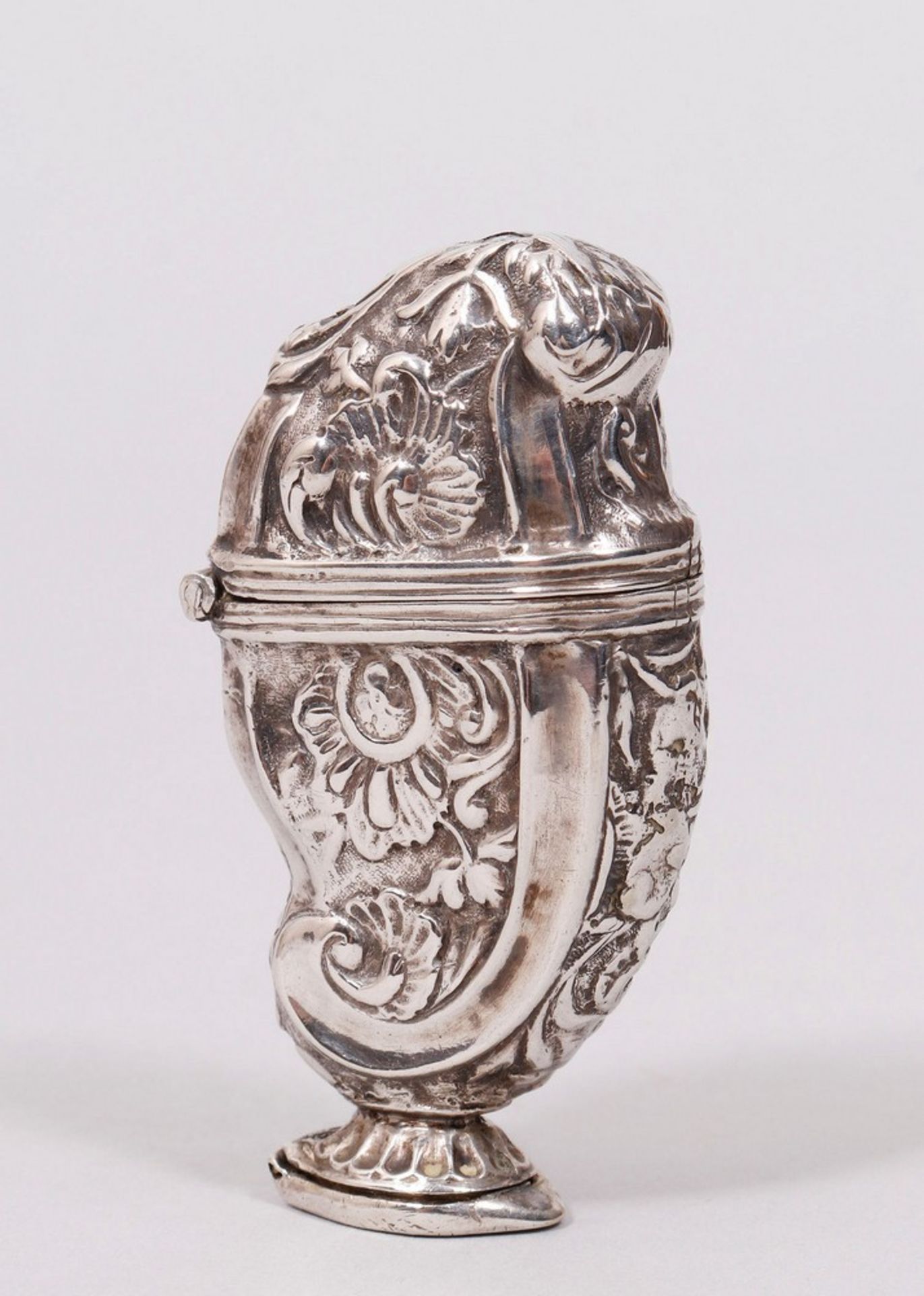 Small Baroque smelling box, 925 silver, partially gilt, probably German, c. 1747