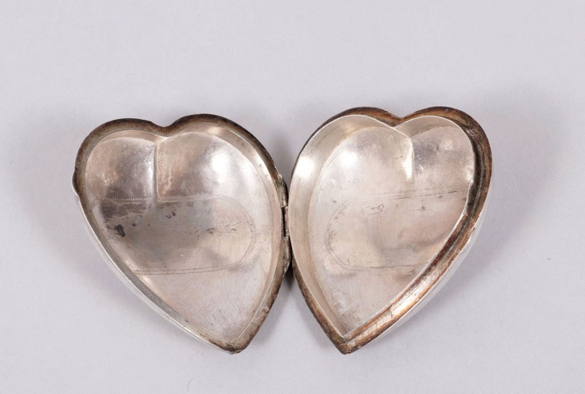 Small heart box, 925 silver, probably German, 18th C. - Image 3 of 3