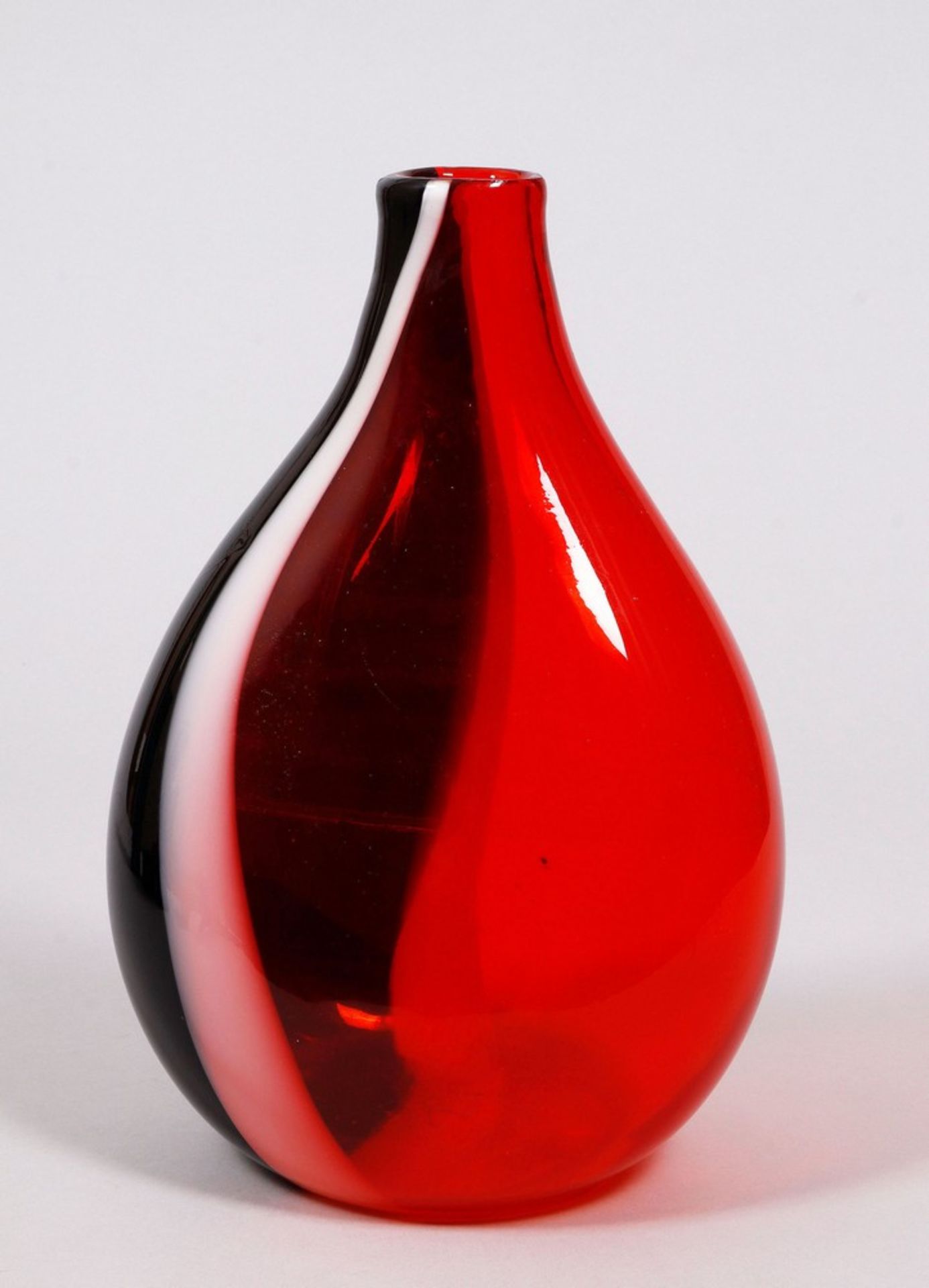 Studioglas-Vase, wohl Italien, 20.Jh.  - Bild 2 aus 4