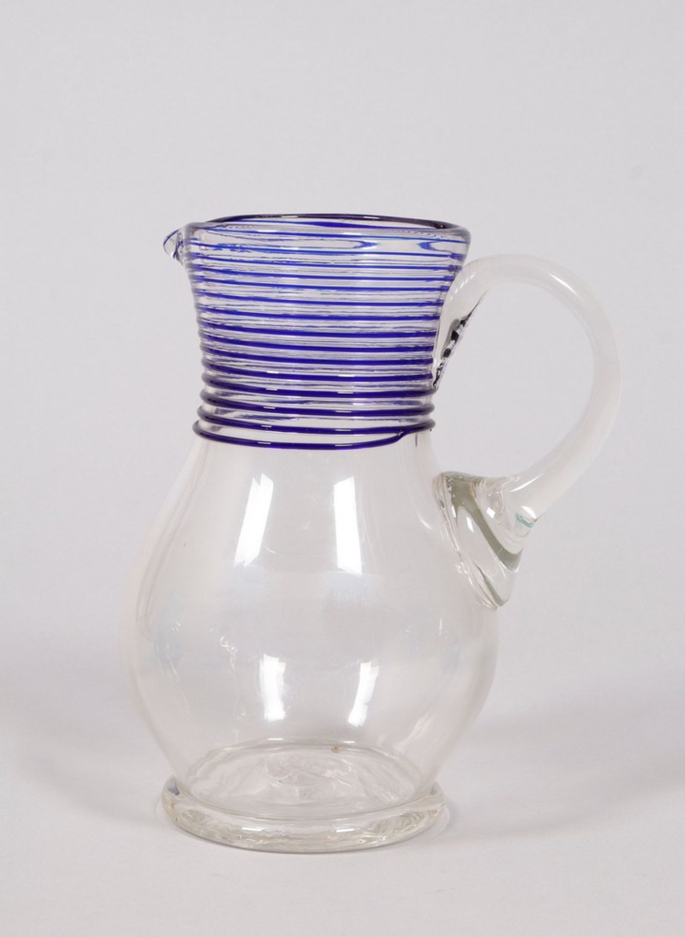 Mixed lot of glass jugs in blue, 3 pieces, German/Bohemian, 19th/20th C. - Image 5 of 6