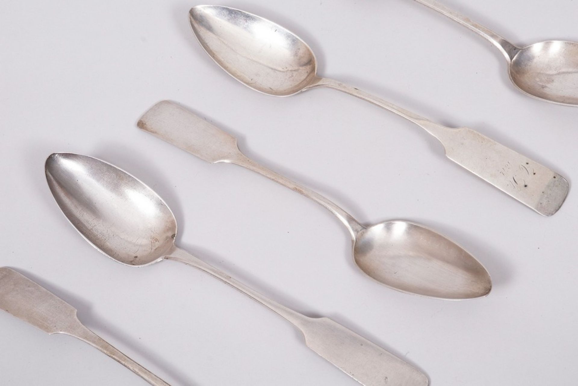 5 dining spoons, 750/800 silver, Hermann Georg Sack, Lübeck, late 19th C. - Image 2 of 3
