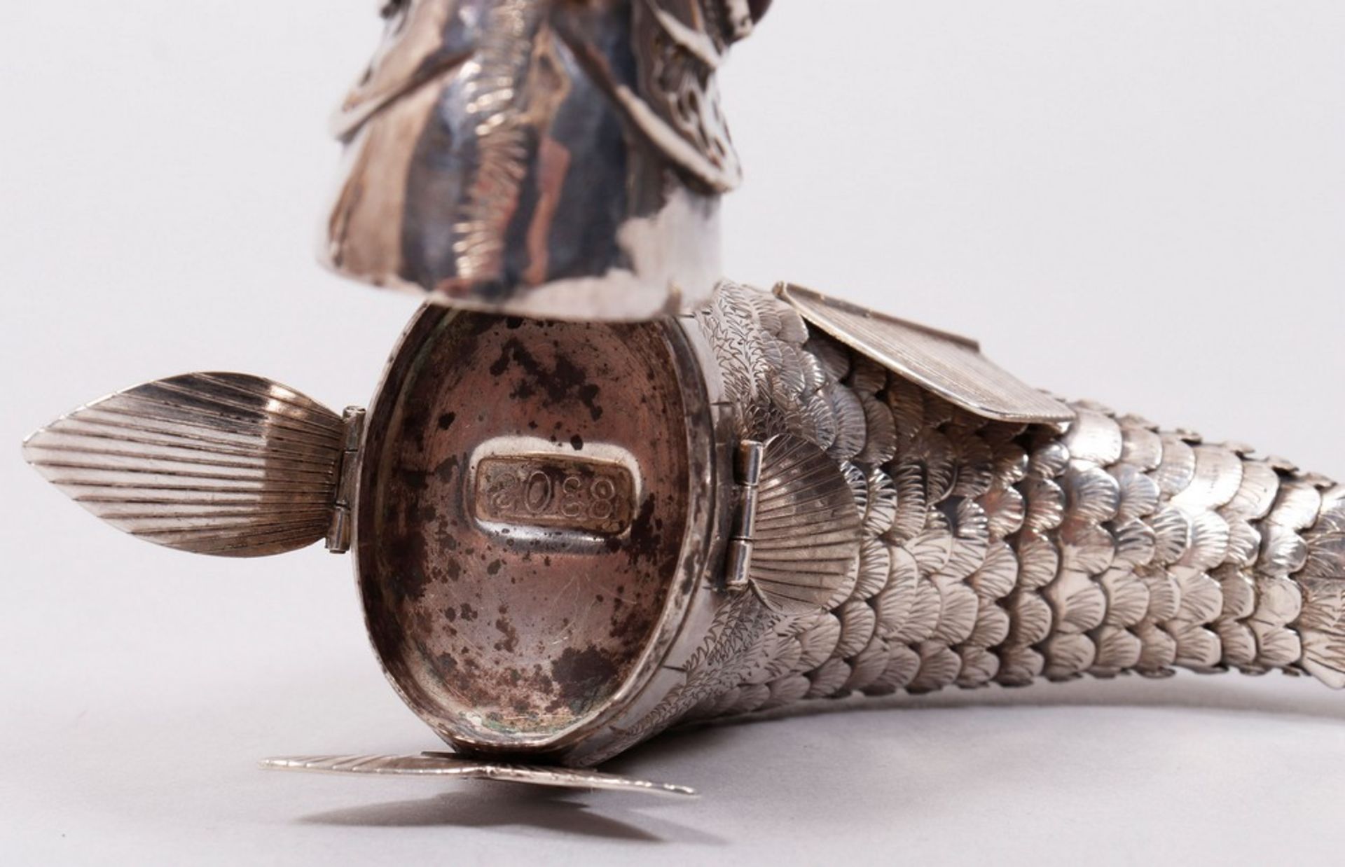 Besamimbüchse in Fischform, 830er Silber, wohl Skandinavien, 19.Jh.  - Bild 5 aus 7
