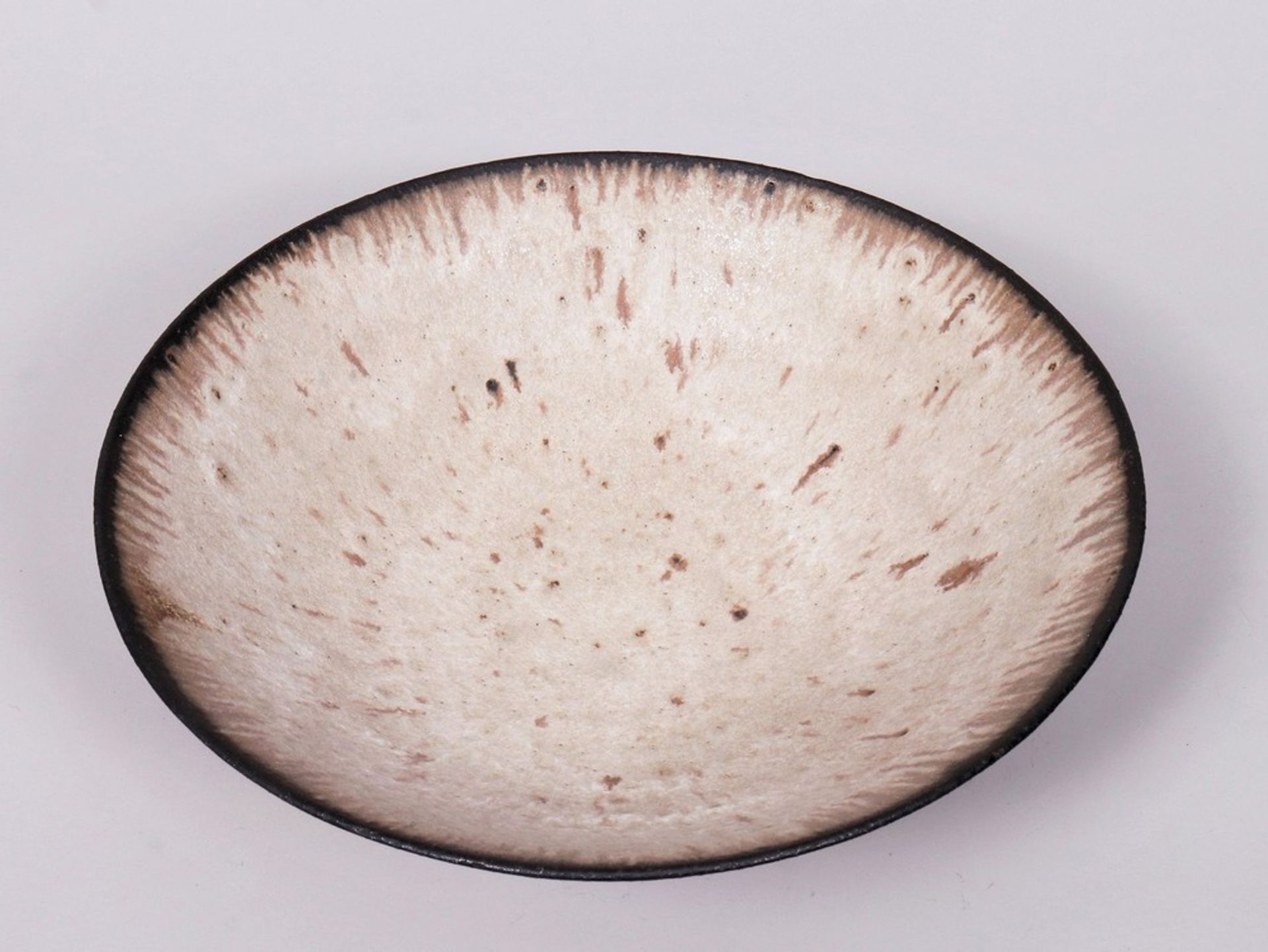 Lucie Rie (1902, Vienna, Austria-Hungary as Luzie Gomperz - 1995, London), large bowl - Image 3 of 4