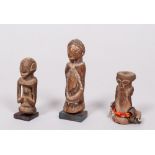 3 Luba-Fetischfiguren, Kongo, 1.H. 20.Jh.