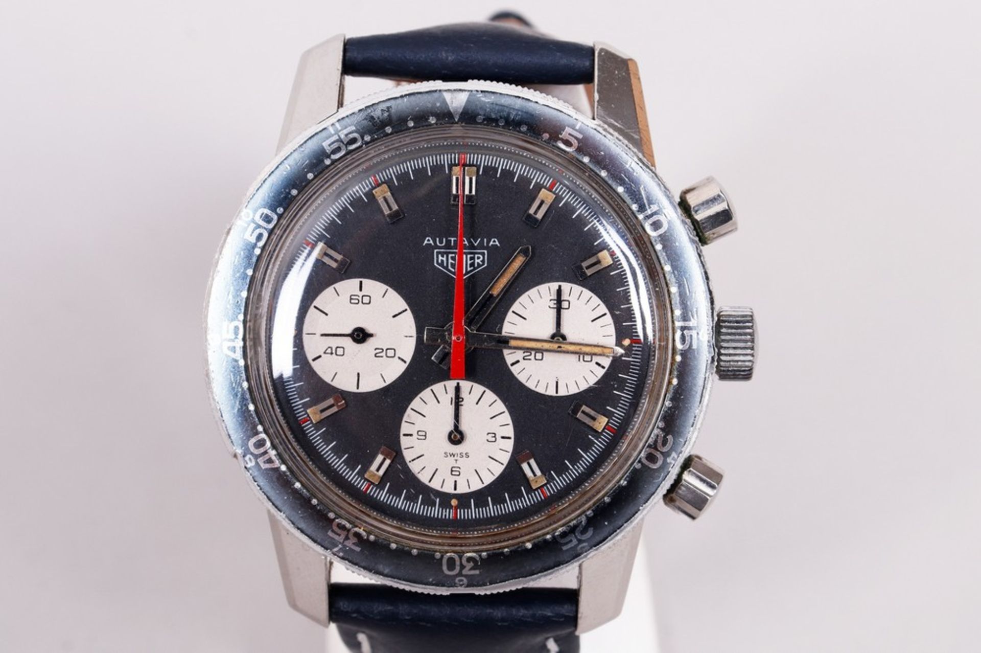 Wristwatch, Heuer Autavia, Oversize Chronograph Ref. 2446C, c. 1971, - Image 2 of 6