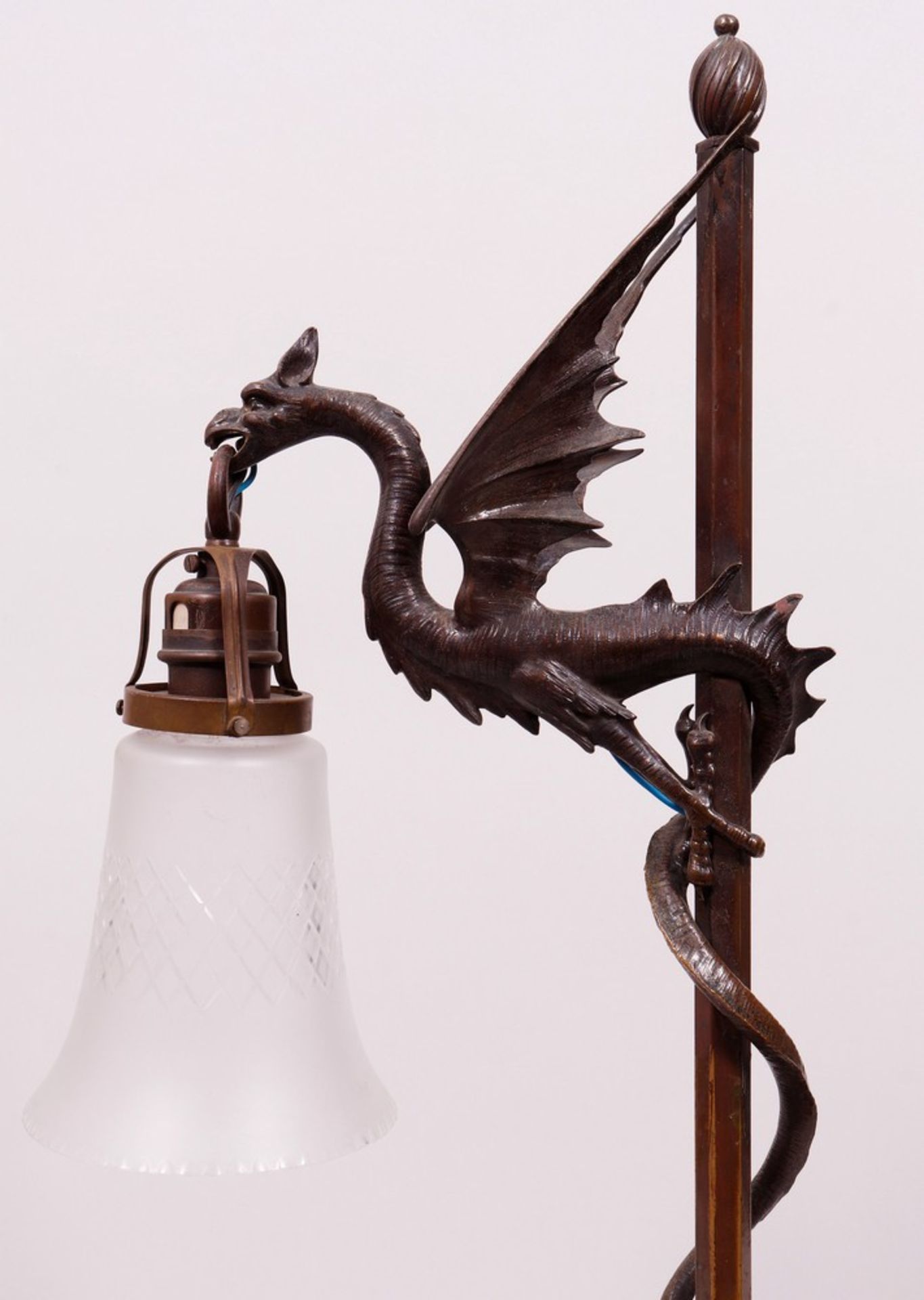 Jugendstil-Tischlampe, wohl Frankreich, um 1900  - Bild 2 aus 3