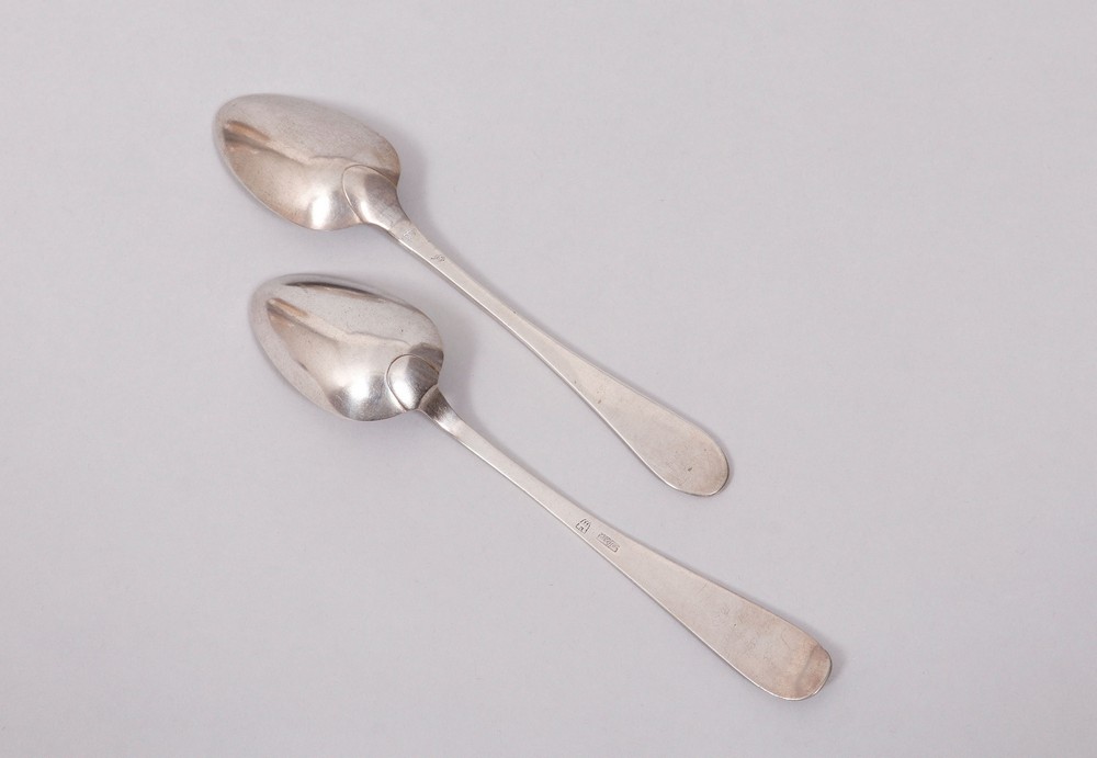 Pair of dining spoons, silver, Hamburg, 19th C. - Image 2 of 3