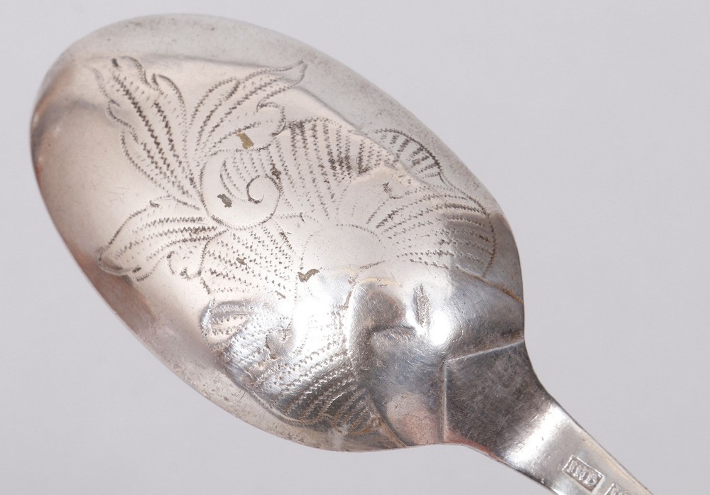 2 Baroque dining spoons, silver, probably North German, 18th C. - Image 8 of 9