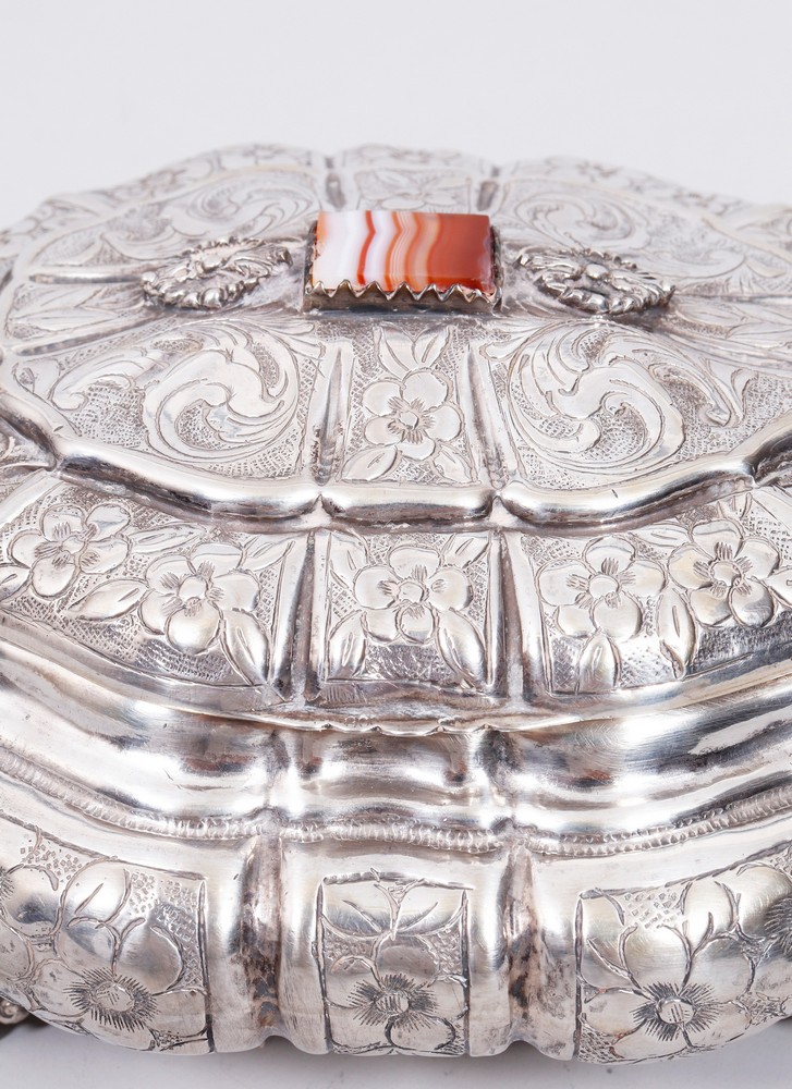 Lidded box, 800 silver, Milano, Italy, 1934-44 - Image 3 of 5