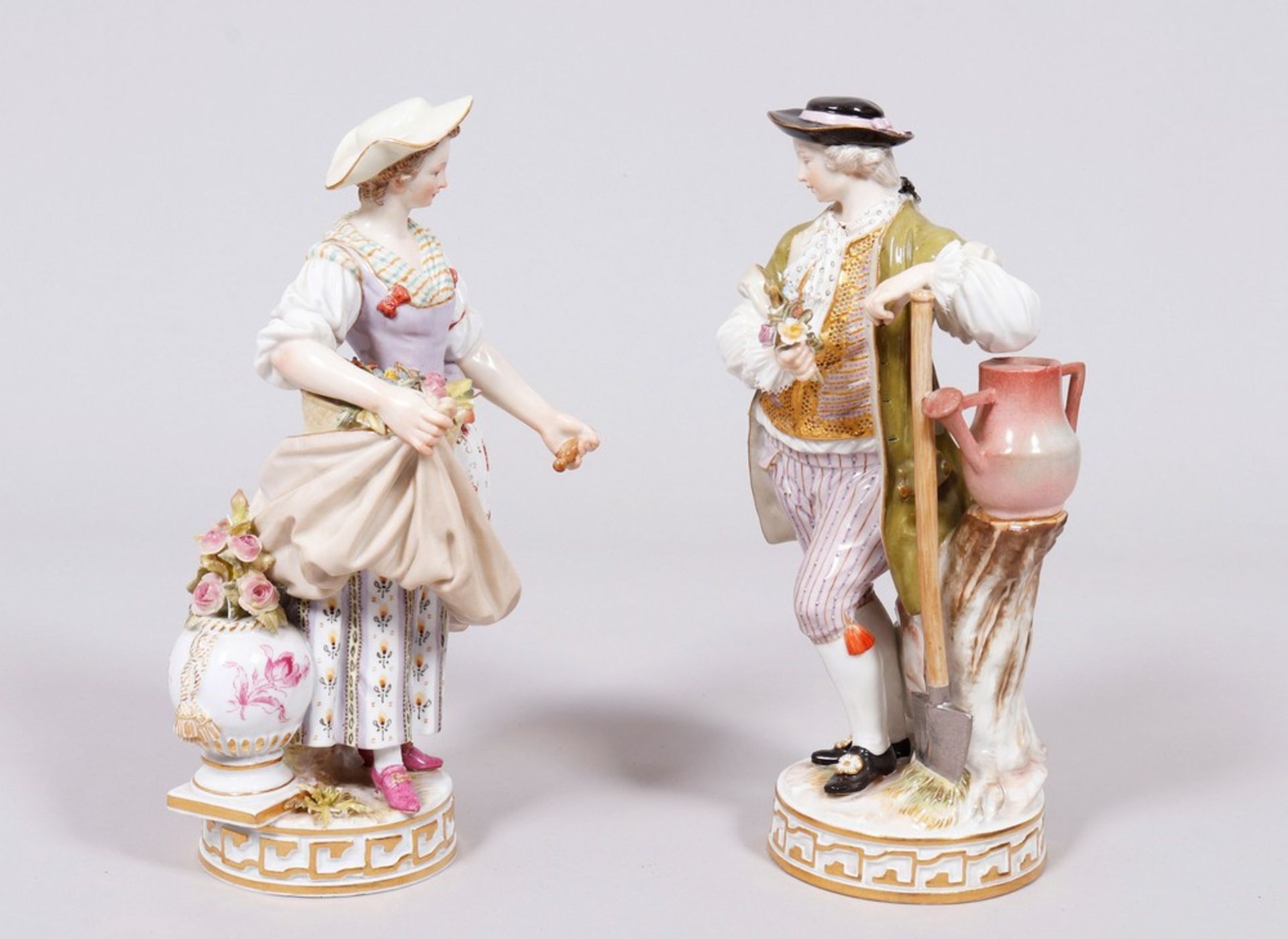 Pair of gardeners, design by Michel Victor Acier (1736, Versailles - 1799, Dresden) for Meissen, c. - Image 4 of 12