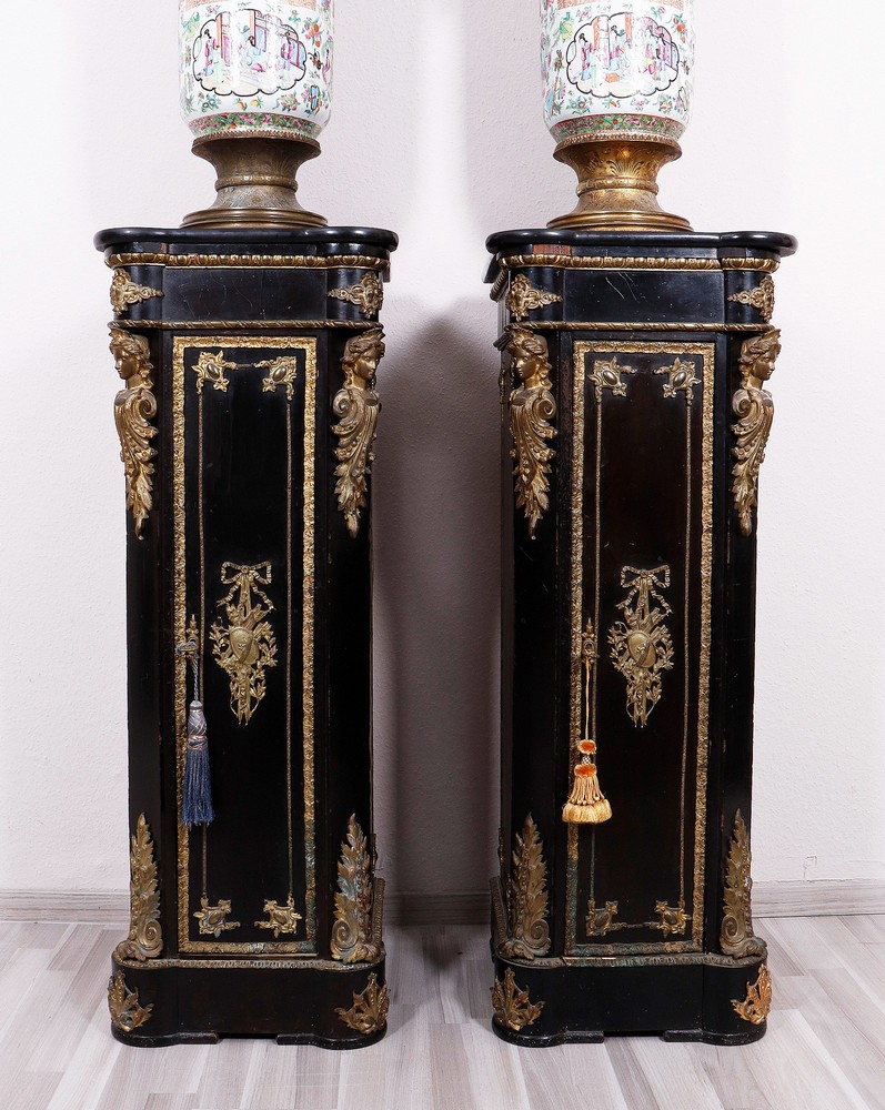 Pair of large Canton Famille Rose ornamental vases on stands, China/France, 19th C. - Image 2 of 13