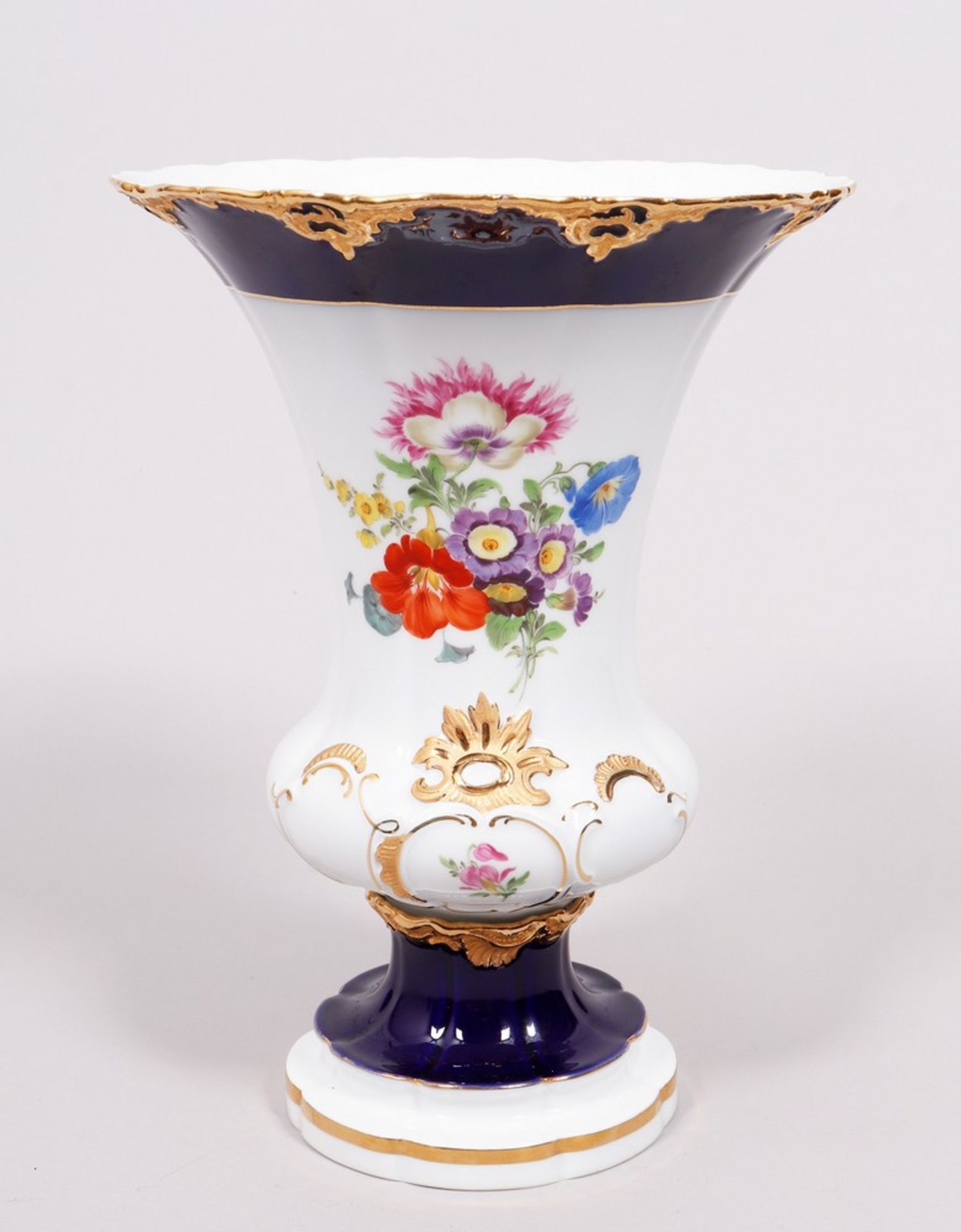 Vase, Meissen, decor "German flower", 20th C.