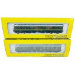 Trix Trains 'OO' Gauge Class 124 BR Green 2x Car DMU - Boxed