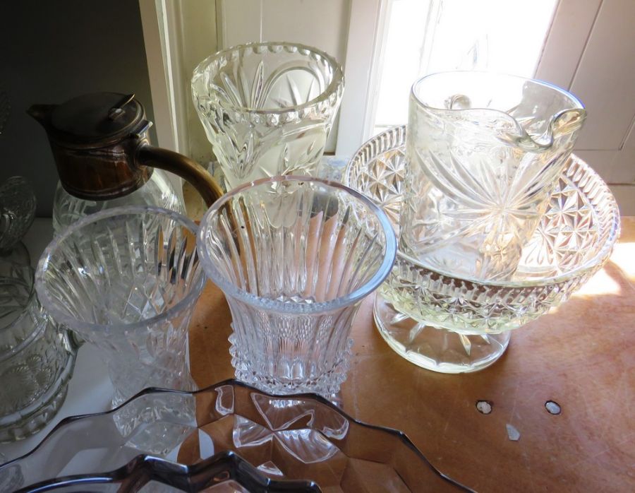 Large quantity of mixed glass wares to include a large wash jug and bowl , vases , decanters bowls - Image 5 of 5