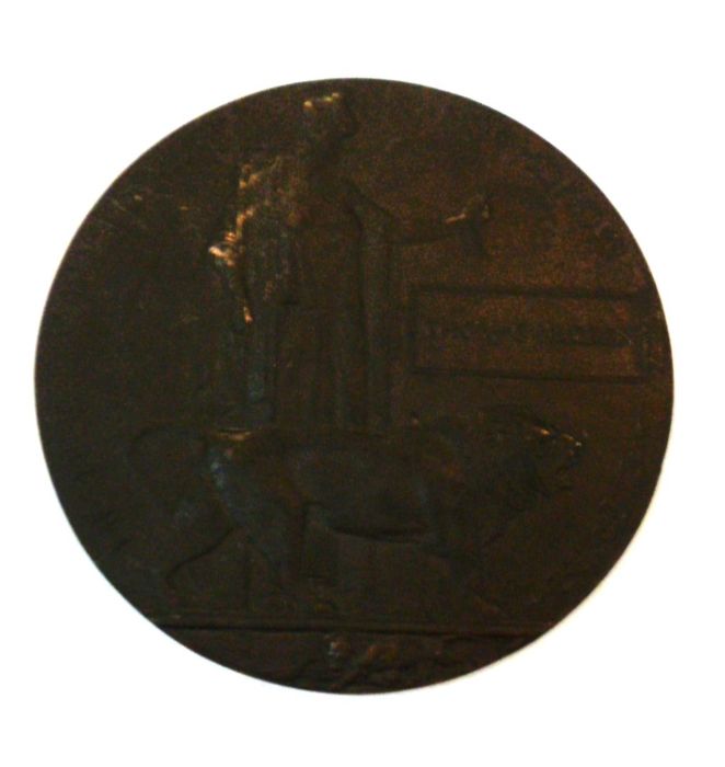 A First World War bronze Death Plaque. Awarded to Pte Thomas Murden 2534 1/8th Battalion Notts &