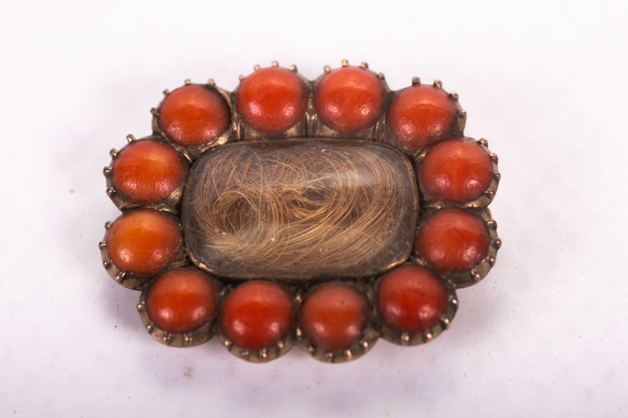 A pair of early 19th century yellow metal sentimental hair brooches - one is set with 12 coral - Image 4 of 6