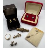 A selection of gold and yellow metal jewellery comprising: five pairs of ear studs (two unmarked