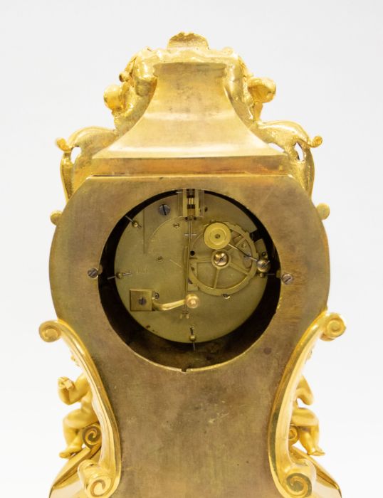 A Yveries of Paris French mantle clock or table clock under a glass dome, with 3" silvered dial, two - Bild 4 aus 4