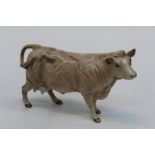 A Beswick figure 3075A of a Charolais cow in gloss cream, H13cm