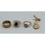 A selection of gold jewellery comprising a 9ct gold decorative wedding band, approximately 4 gms,