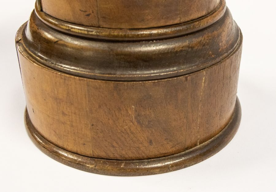 Queen Victoria interest: Queen Victoria's 19th century oak post box. 37cm high overall , the base - Image 8 of 12