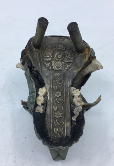 A 20th century Sino-Tibetan metal mounted monkey skull, hinged to skull top, length 14cm. - Image 7 of 7