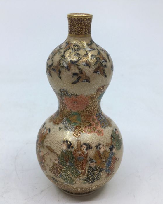 A small Kyo- Satsuma(京薩摩)double Gourd vase, H:8.3cm