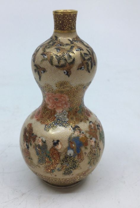 A small Kyo- Satsuma(京薩摩)double Gourd vase, H:8.3cm - Image 2 of 3