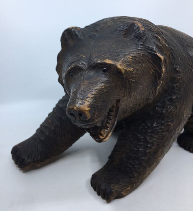 A large Japanese carved wooden bear - Image 6 of 7