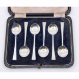 A cased set of silver spoons, off round bowls to tapered flat handles, length approx 9.5cm,