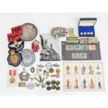 A mixed lot of WWII and later military items and related pieces, to include: Parachute Regiment,