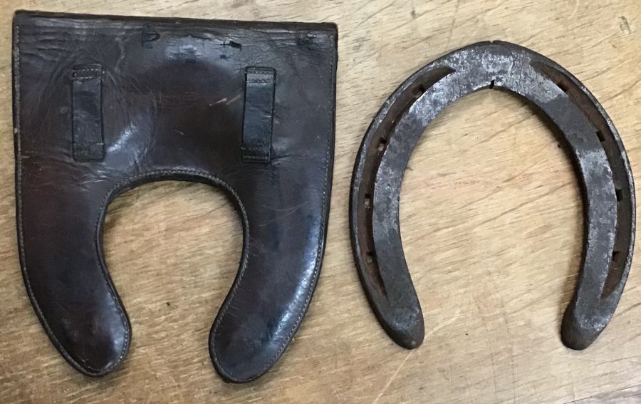 Scarce Boer War & WW1 British Cavalry adjustable horse shoe with original leather case and nails,