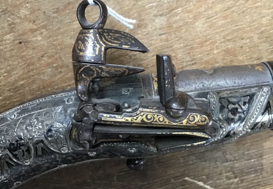 Rare high quality Ottoman flintlock pistol, 18th Century, finely decorated with intricate gold and - Image 15 of 16