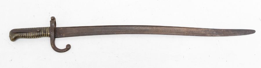 A French M1866 Chassepot Sabre Bayonet, dated 1871 to the flat back of the blade, ribbed brass - Image 4 of 5